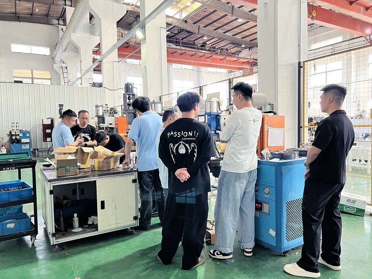 以练促学，解决现场问题